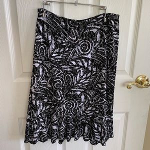 Perseption black and white skirt